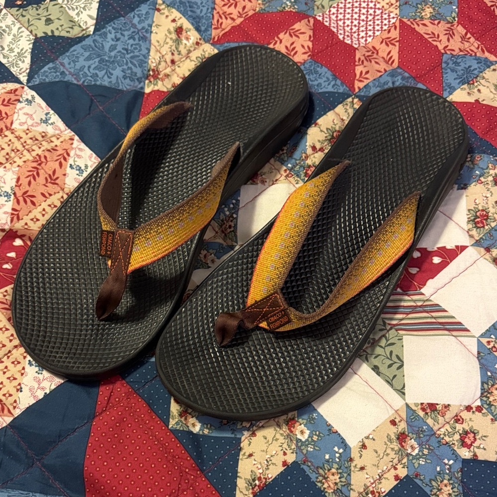 Mens 12 Chaco X Fishpond flip flops